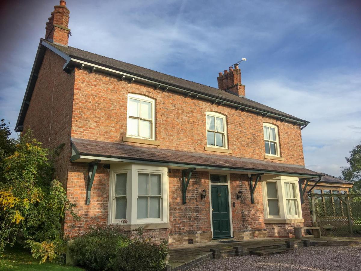 Hollies Farm B&B Wrexham Kültér fotó