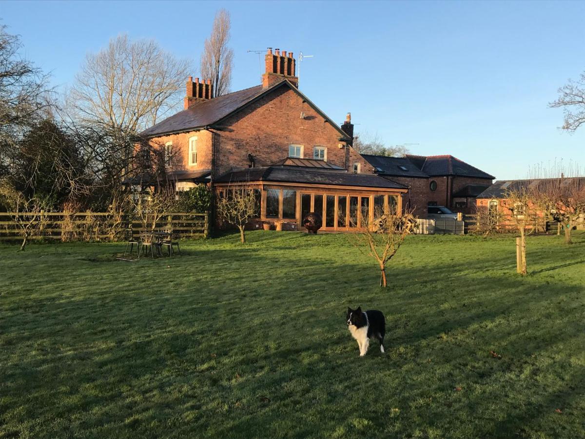 Hollies Farm B&B Wrexham Kültér fotó